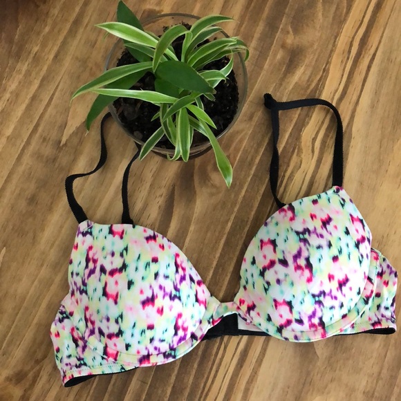 3/$15!!! Multicolor Bra 34A VS PINK - Picture 1 of 5
